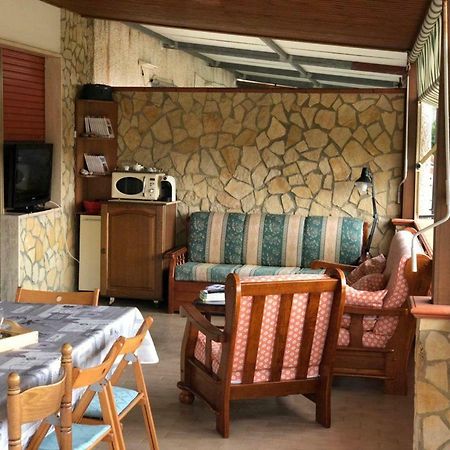 Апартаменти La Terrazza Di Carmen E Fausto Четраро Екстер'єр фото